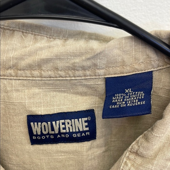 Wolverine Men's Tan Shirt - Picture 2 of 6